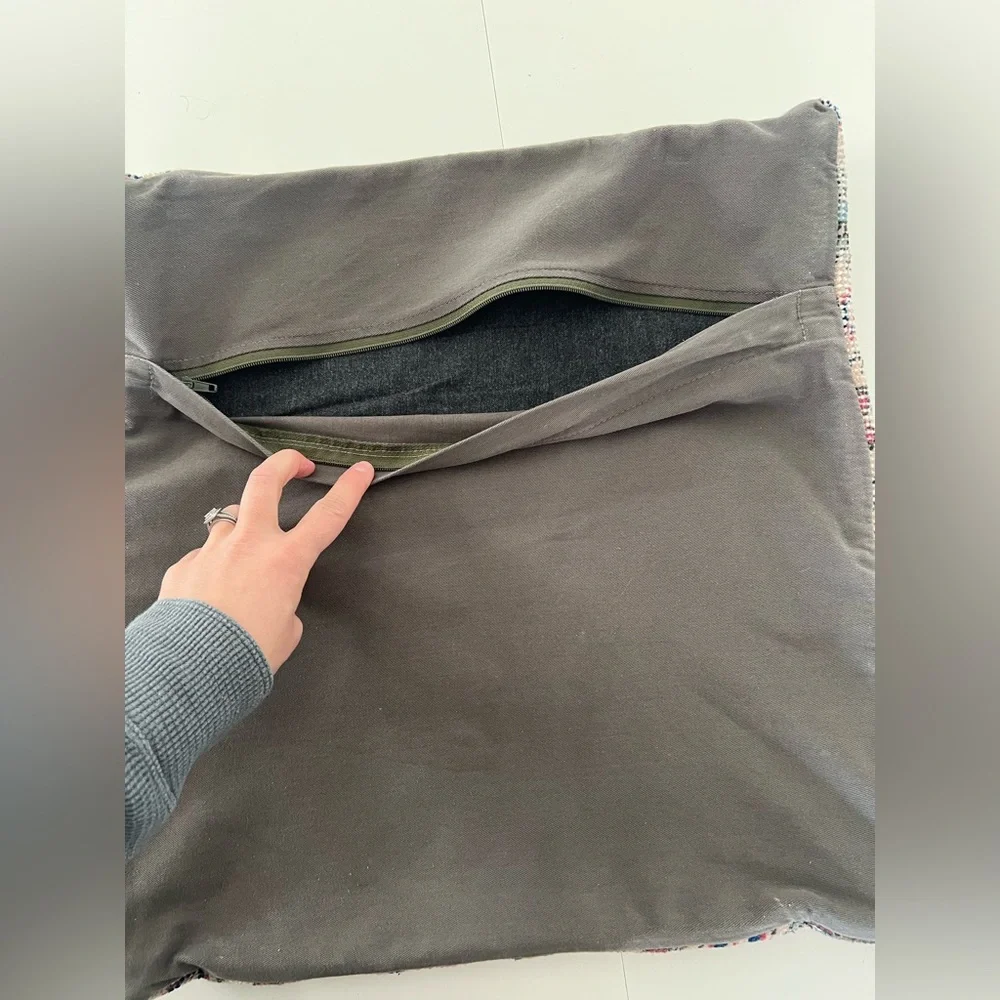 IKEA BORKARV 20”x 20” Wool Carpet Square‎ Accent Throw Pillow Cover
